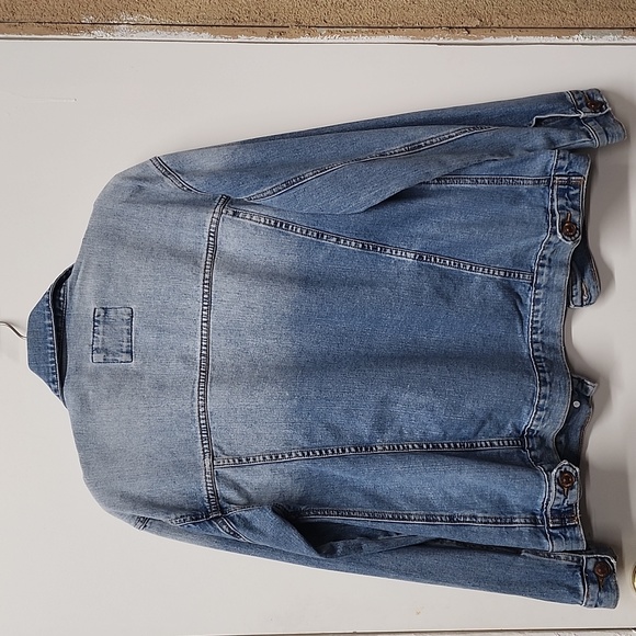 Jacket - Picture 2 of 3